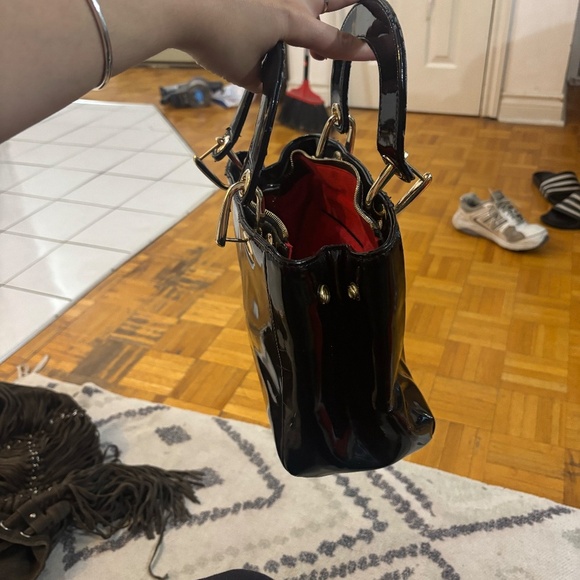 UNREAL find Patent leather purse - made in Toronto - Picture 6 of 8
